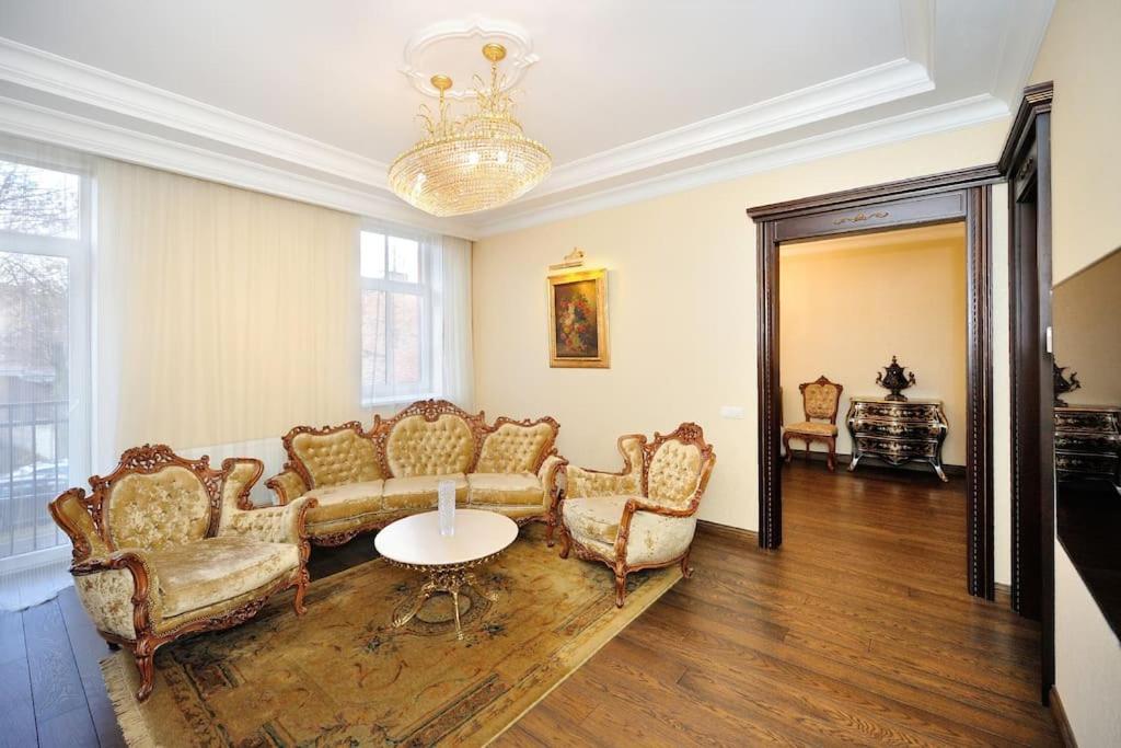 Luxury Old Town Apartment 카우나스 외부 사진