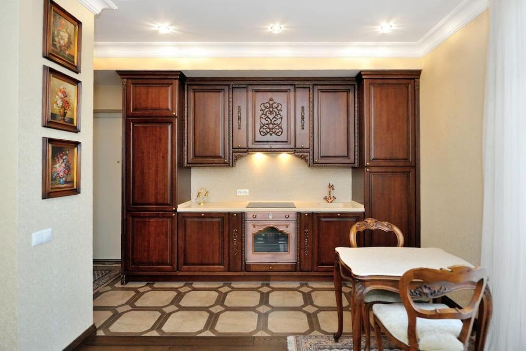 Luxury Old Town Apartment 카우나스 외부 사진